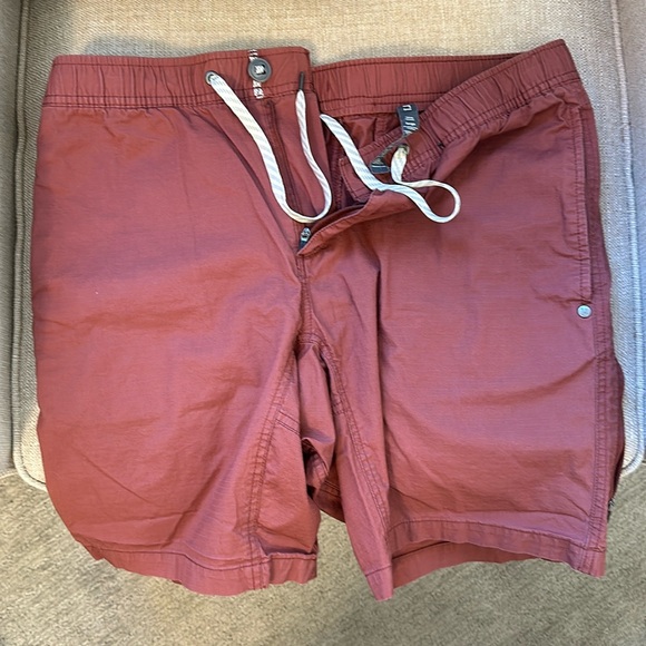 vuori rip stop shorts. Worn 1x - Picture 1 of 3